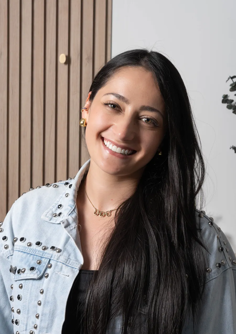 Resultado diseño de sonrisa con lentes cerámicos — Laura Camelo Odontología Bogotá